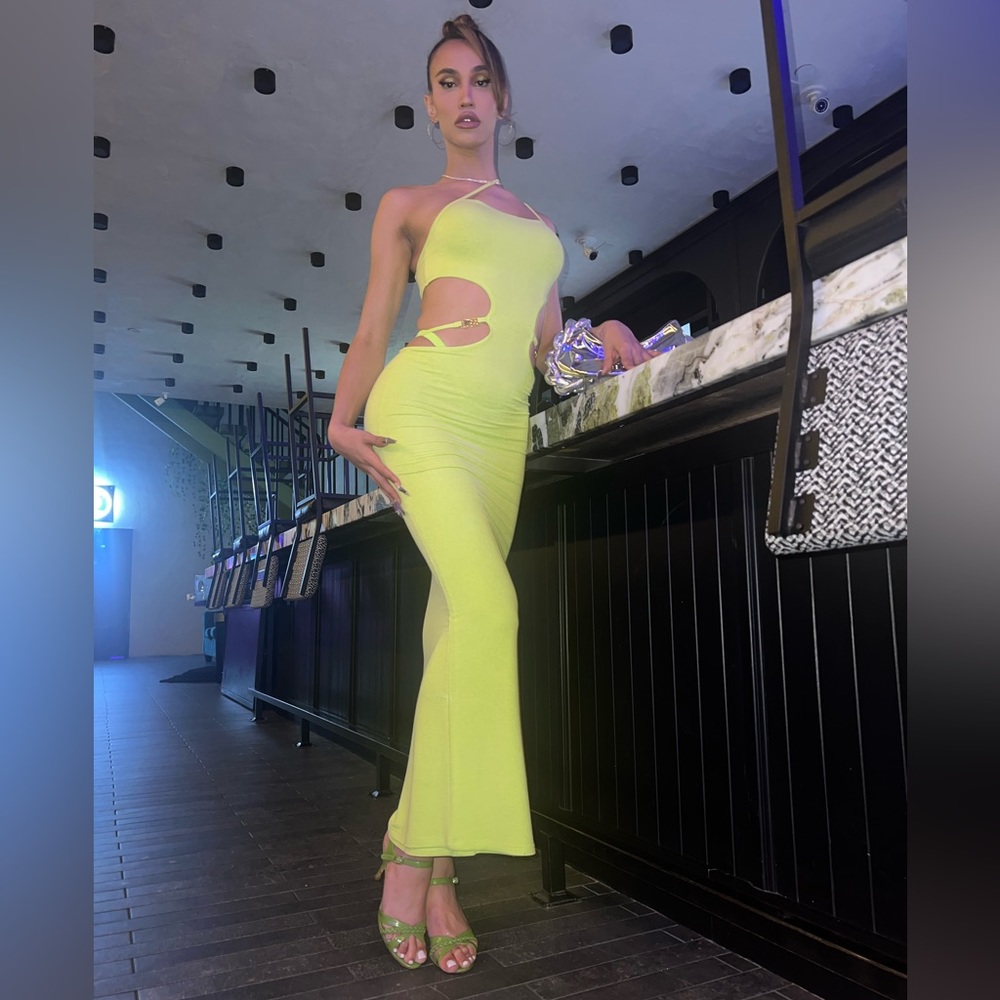 Donated 


Manolo Blahnik green heels